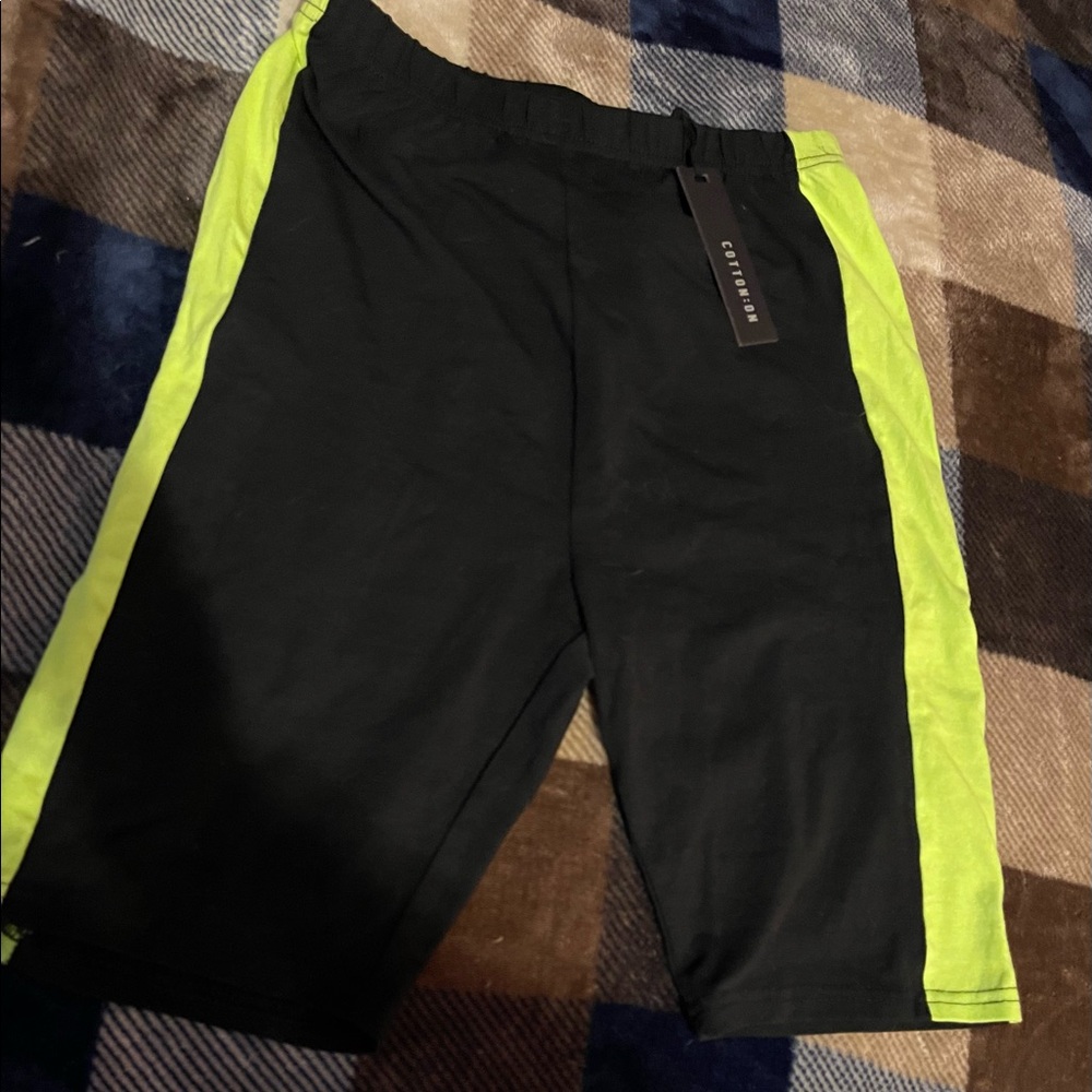NWT Women’s Cotton On Black/Lime Green Biker Shorts, Size L